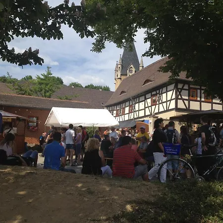 Pensjonat Garni Zum Rebstock 3*