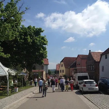 Garni Zum Rebstock Наумбург