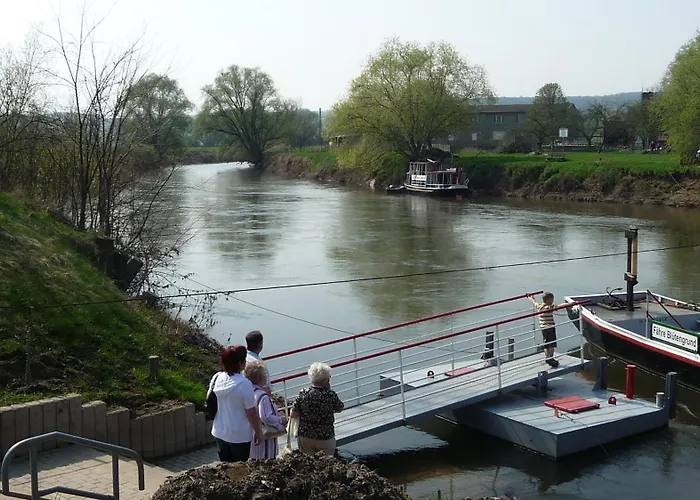 Garni Zum Rebstock Наумбург