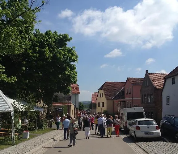 Garni Zum Rebstock Наумбург