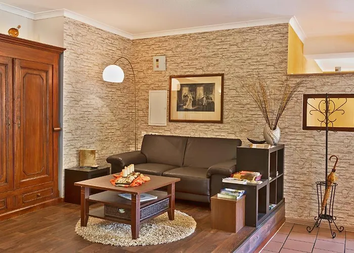 Garni Zum Rebstock Гостевой дом 3*