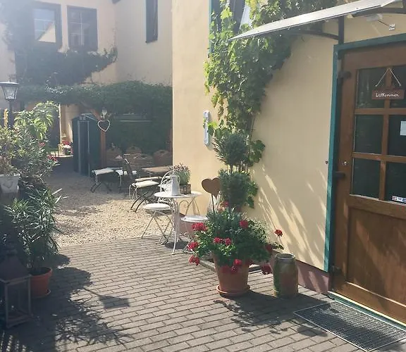 Garni Zum Rebstock Гостевой дом